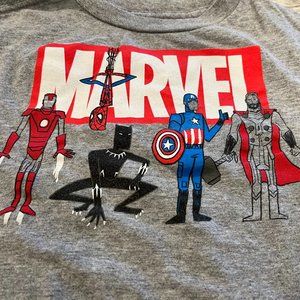 MARVEL t-shirt / top - Boys (S) - Justin Harder Artist Collab